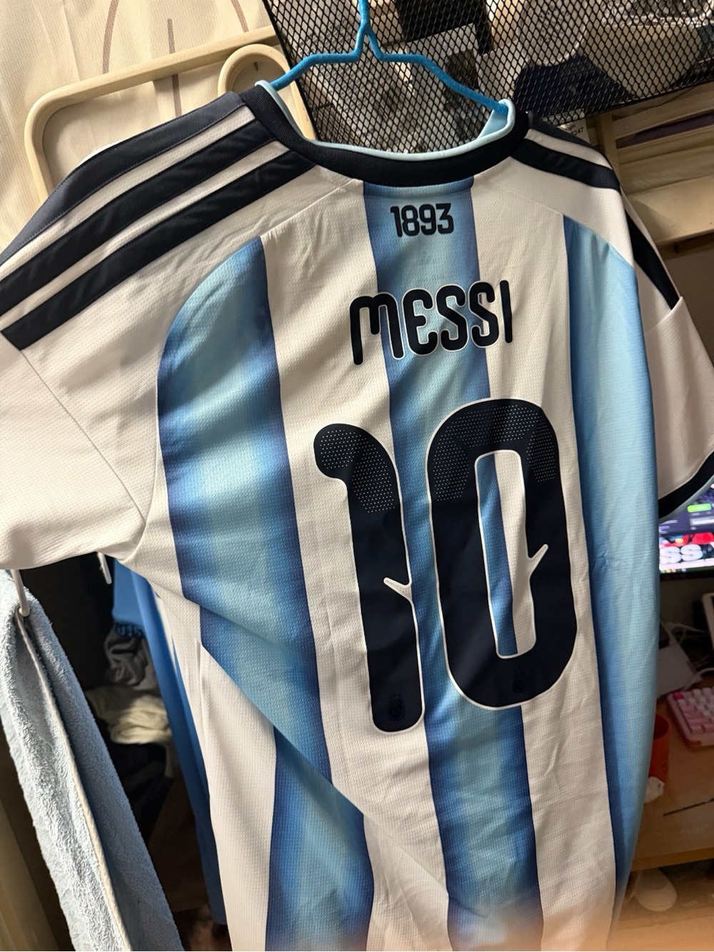 adidas Messi Argentina Soccer Jersey in Sky Blue & White with Gold Accents - Picture 4 of 5